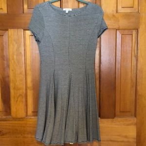 Black and white patterned summer dress